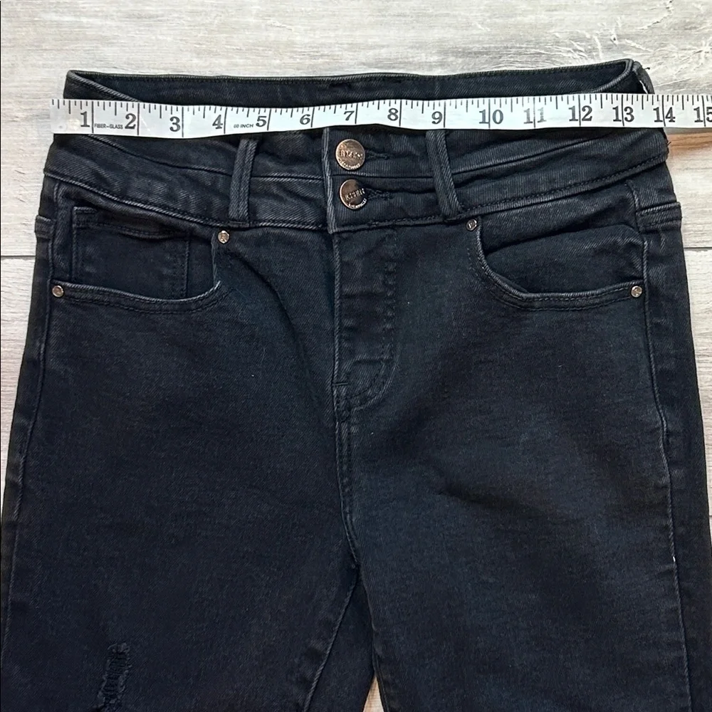 Risen Kira High-Rise Slim Straight Jeans in black size 27